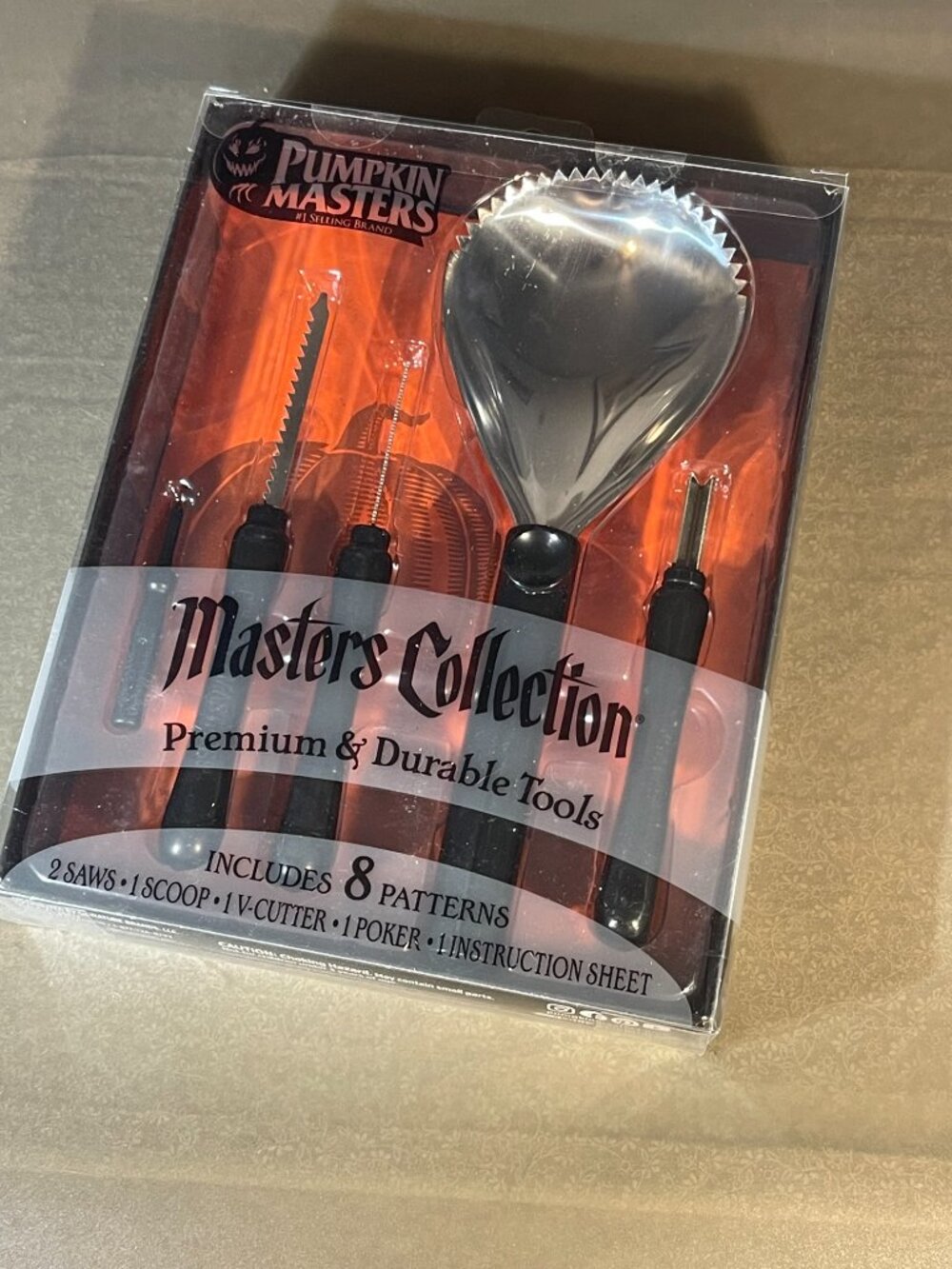 Pumpkin Masters Carving Kit~Masters Collection 5 Tools, 8 Patterns New (2038)